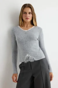 TRENDYOLMİLLA Gray Lace Detailed V-neck Soft textured Knitwear Sweater