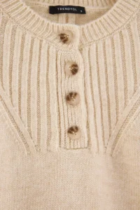 TRENDYOLMİLLA Ecru Soft textured Basic Half Patch Knitwear Sweater - Image 6