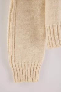 TRENDYOLMİLLA Ecru Soft textured Basic Half Patch Knitwear Sweater - Image 7