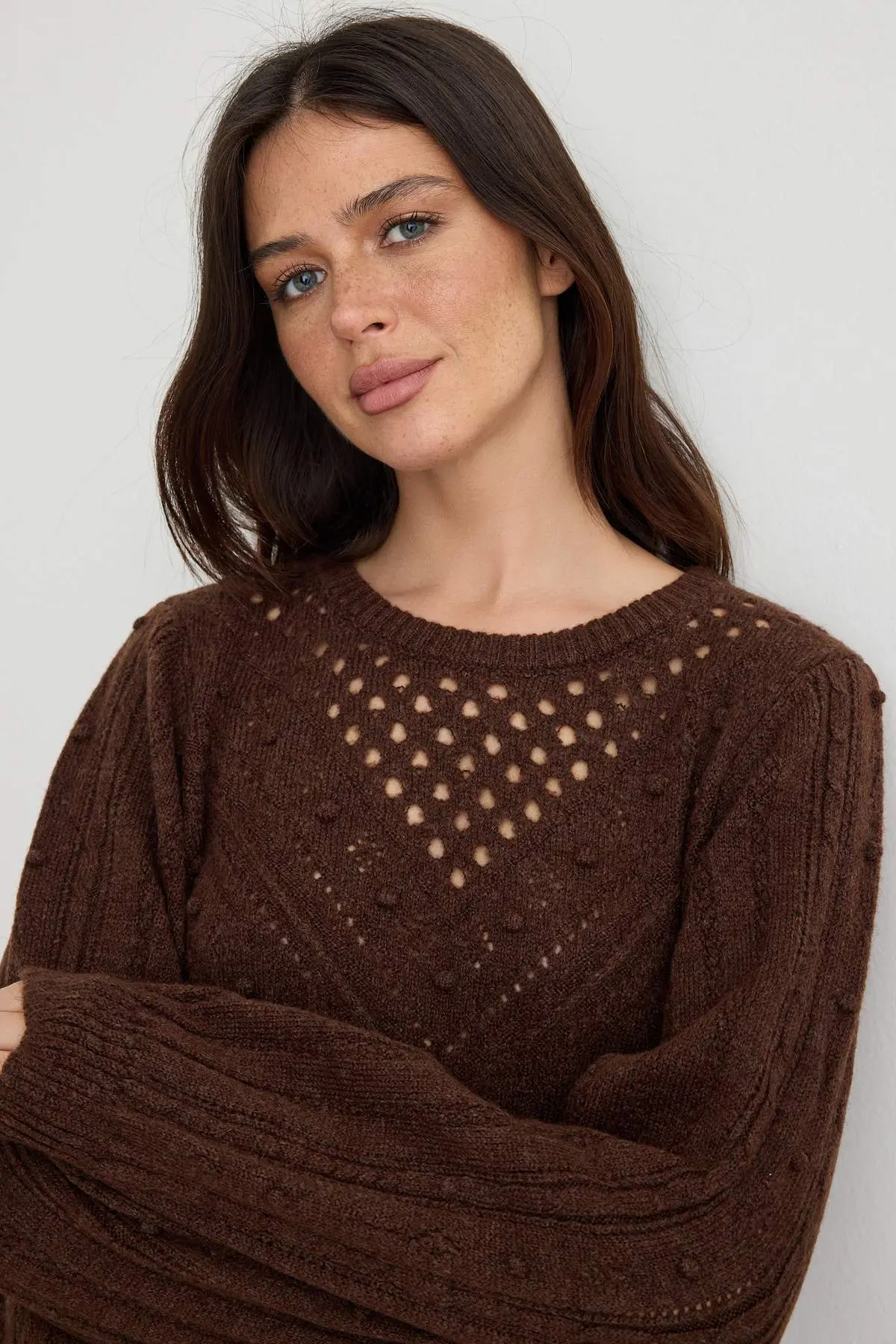 TWOAW27KZ00268-BROWN_1