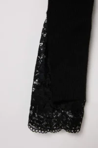 TRENDYOLMİLLA Black Premium Thread/Special Thread Sleeve Tip Lace Knitwear Sweater - Image 7
