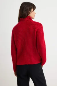 TRENDYOLMİLLA Red Soft textured Collar Detailed Knitwear Sweater - Image 4