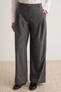 TRENDYOLMİLLA Anthracite Striped Pilili Wide Leg/Wide Leg Dress Pants - Image 3