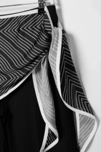 TRENDYOLMİLLA petite Black removable Shawl Detailed Wide Leg Pants - Image 7