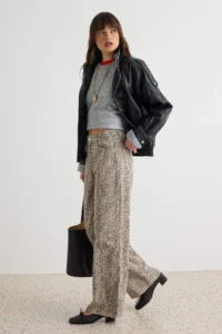 TRENDYOLMİLLA Beige Leopard Patterned Gabardine Pants - Image 2