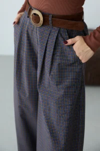 TRENDYOLMİLLA Brown Checkered Arched Balloon Pants - Image 4
