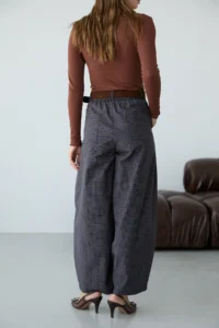 TRENDYOLMİLLA Brown Checkered Arched Balloon Pants - Image 5