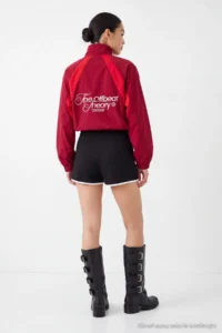 TRENDYOLMİLLA Black Biye Detailed Double breasted Shorts Skirt Shorts & Bermuda - Image 5