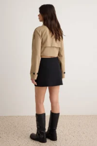 TRENDYOLMİLLA Black Slit Detailed Inside OF shorts Skirt Knitting Shorts & Bermuda - Image 4