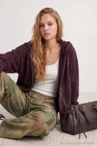 TRENDYOLMİLLA Brown Thick Wash Effect Hooded Zippered Oversized Knitting Cardigan/Sweatshirt - Image 2