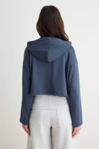 TRENDYOLMİLLA Anthracite Soft/Soft Touch Zippered Hooded Oversized Knitting Cardigan/Sweatshirt - Image 4