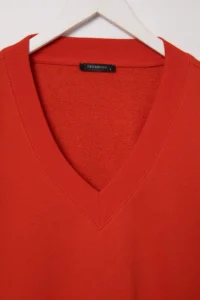 TRENDYOLMİLLA Red V-neck Ekstra Oversized/Wide Cut Drop Sleeve Thick Knitting Sweatshirt - Image 9