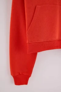 TRENDYOLMİLLA Wardrobe Essentials Red Thick Hooded Oversized Crop Knitting Sweatshirt with Fleece Inside - Image 2