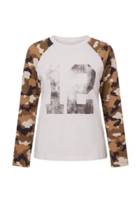 TRENDYOLMİLLA Ecru Sleeves Raglan Camo pattern Printed Knitting T-Shirt - Image 3
