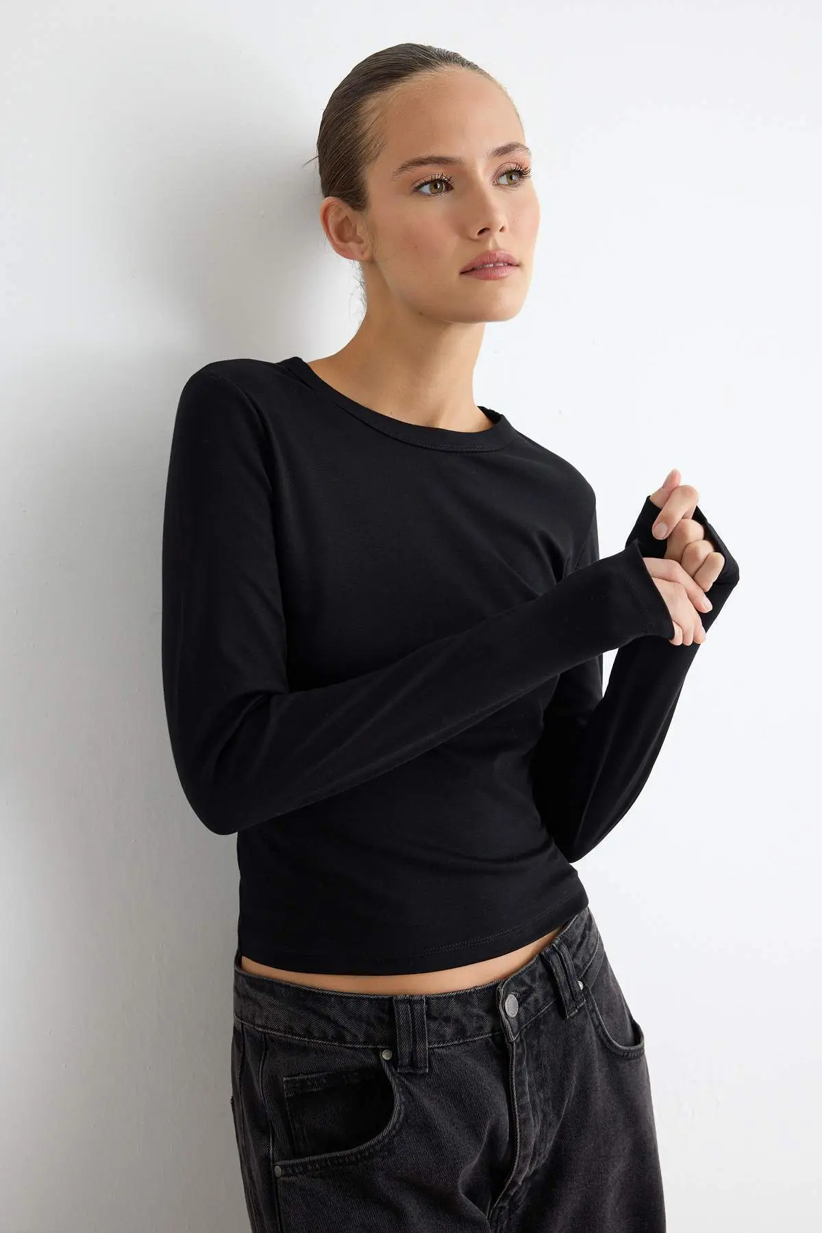 TWOAW27TS00039-BLACK_1