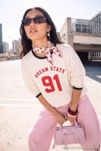 TRENDYOLMİLLA Cream Tok 100% Cotton College Printed Contrast Collar Oversized/Wide Cut Knitting T-Shirt - Image 4