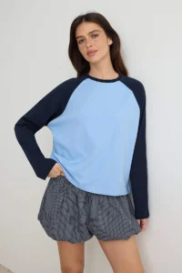 TRENDYOLMİLLA Light BLUE NAVY BLUE 100% Cotton Color Bloklu Oversized Beyzbol Raglan Sleeve Knitting T-Shirt