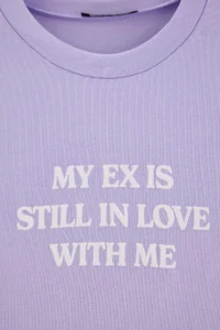 TRENDYOLMİLLA Lilac Slogan Printed Long Sleeve Fitted Flexible Knitting T-Shirt - Image 2