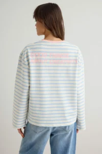 TRENDYOLMİLLA Light BLUE Striped Front and Back Slogan Printed Knitting T-Shirt - Image 4