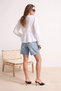 TRENDYOLMİLLA WHITE Checkered V-neck Front Binding Detailed Blouse - Image 4