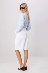TRENDYOLMİLLA WHITE Regular Waist DENIM Jorts Bermuda - Image 4