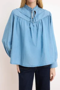 TRENDYOLMİLLA BLUE 100% Tencel Collar Binding Detailed relaxed Fit DENIM Blouse - Image 3
