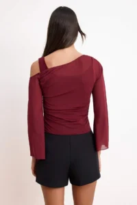TRENDYOLMİLLA Burgundy Fitted Asymmetric Collar Double Look Shirred Tulle Knitting Blouse - Image 4