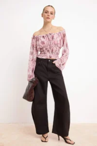 TRENDYOLMİLLA Multicolored Shawl pattern Boho Chic Fitted Cowl Neck Gipelli Crop Tulle Knitting Blouse - Image 2
