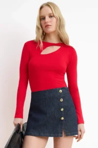 TRENDYOLMİLLA Red Plain Fitted Crew Neck Standard Sleeve LONG Premium Soft Knitting Blouse