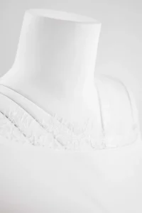 TRENDYOLMİLLA Ecru Fitted Asymmetric Collar Long Sleeve Lace Detailed Tulle Knitting Blouse - Image 6