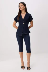 TRENDYOLMİLLA DARK BLUE Button Detailed V-neck Asymmetric DENIM Blouse