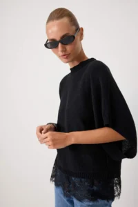 TRENDYOLMİLLA Black Lace Detailed Oversized Short Sleeve Knitwear Blouse - Image 2