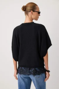TRENDYOLMİLLA Black Lace Detailed Oversized Short Sleeve Knitwear Blouse - Image 4