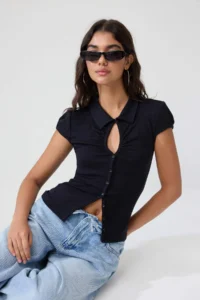 TRENDYOLMİLLA Black Plain Fitted Keyhole Collar buttoned Moon Arm Soft Knitting Blouse