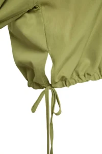 TRENDYOLMİLLA Green Beli Shirred Adjustable Weaving Blouse - Image 5