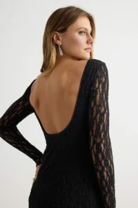 TRENDYOLMİLLA Black Plain skater Crew Neck Mini Lace Lined Knitting Dress - Image 2