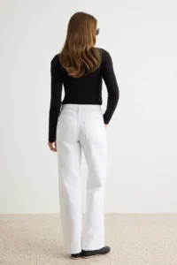 TRENDYOLMİLLA WHITE DRAPPY Regular Waist 100% Cotton LONG Length Wide Leg jeans - Image 4