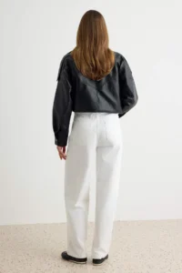 TRENDYOLMİLLA WHITE High Waist 100% Cotton barrel jeans - Image 4