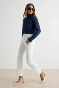 TRENDYOLMİLLA WHITE High Waist Medium Flexible Straight Plain Cut jeans