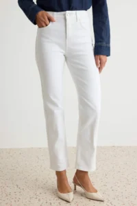 TRENDYOLMİLLA WHITE High Waist Medium Flexible Straight Plain Cut jeans - Image 3
