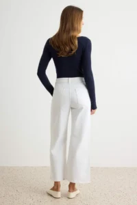 TRENDYOLMİLLA WHITE High Waist Medium Flexible culotte Wide Leg jeans - Image 4