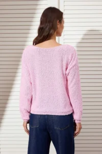 TRENDYOLMİLLA PINK textured Boat Neck Knitwear Sweater - Image 8