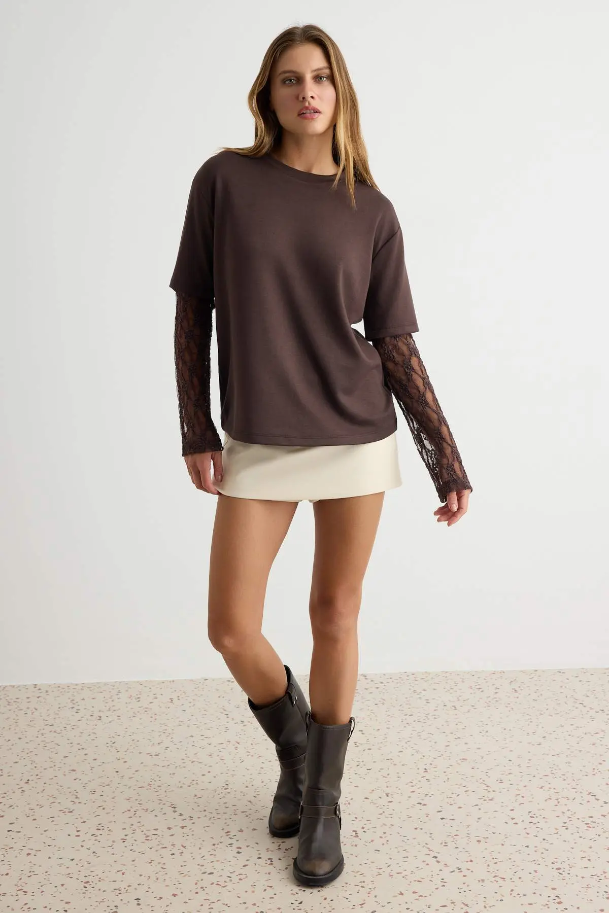 TWOSS26TS00191-BROWN_1