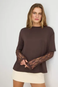 TRENDYOLMİLLA Brown Oversized/Wide Pattern Lace Soft/Soft Touch Knitting T-Shirt - Image 2