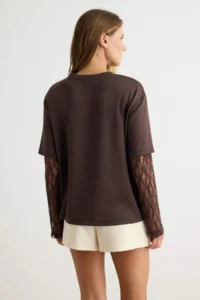 TRENDYOLMİLLA Brown Oversized/Wide Pattern Lace Soft/Soft Touch Knitting T-Shirt - Image 4