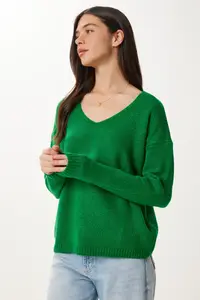 Happiness İstanbul Women Green V-neck Knitwear Sweater - Image 2