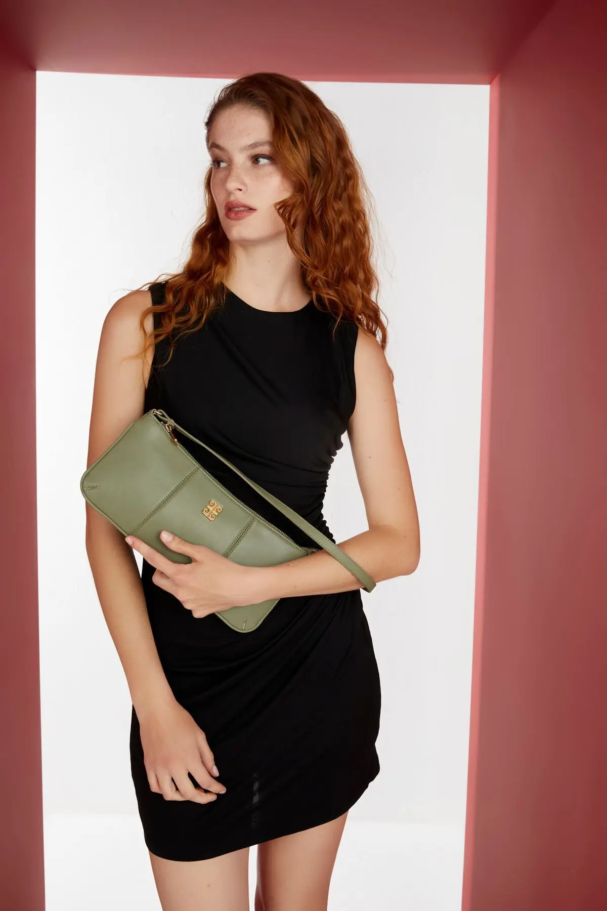 05PO22Y1564-LUX-SOFT-ASOS-GREEN_1