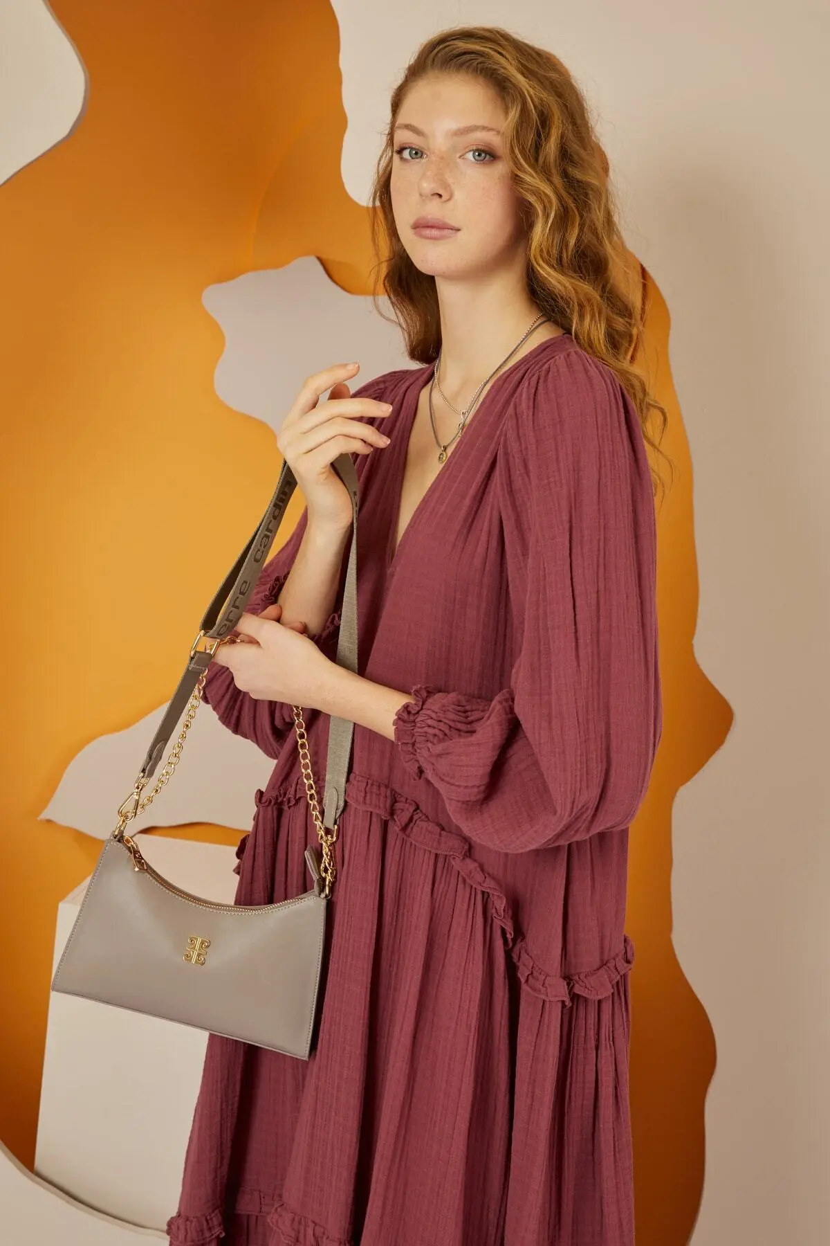 05PO22Y1565-GRAY_1