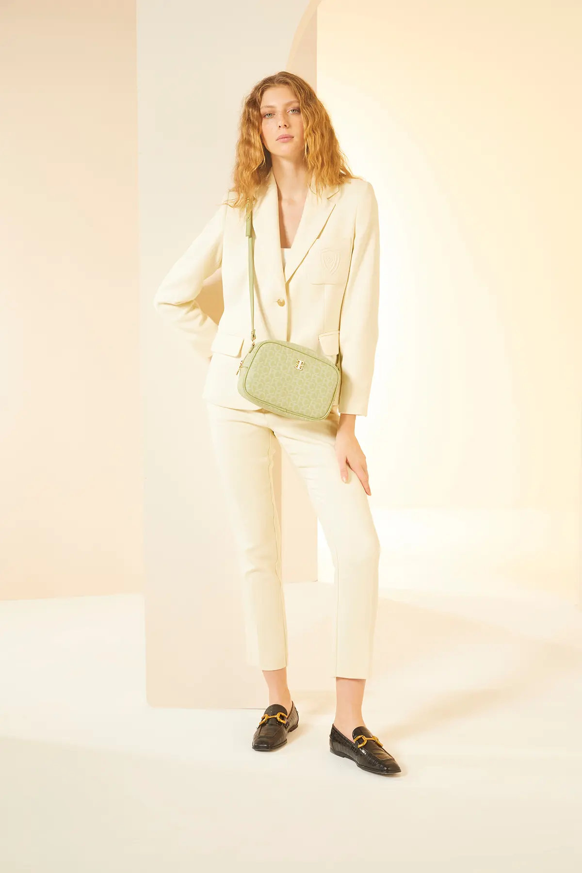 05PO24Y1758-LAUREL-GREEN_1
