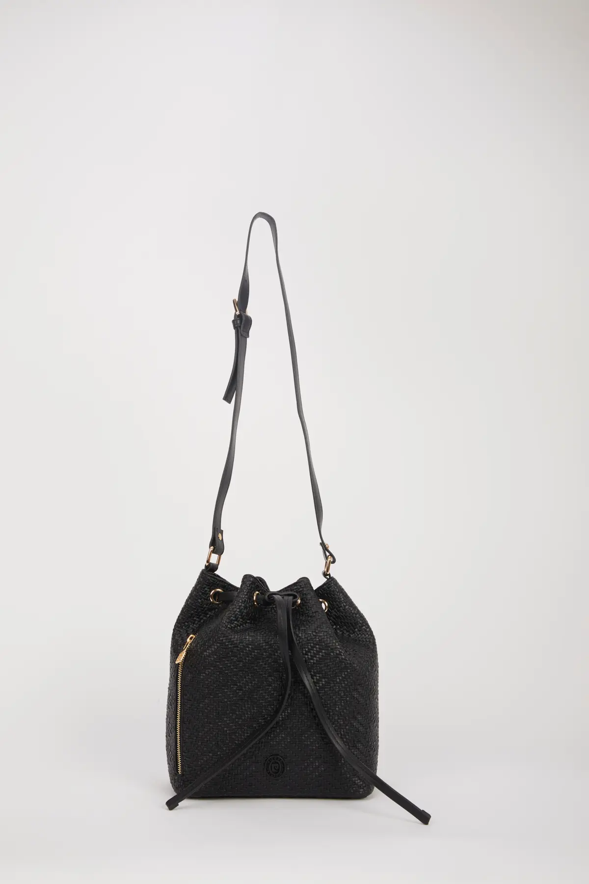 05PO24Y1786-BLACK_1